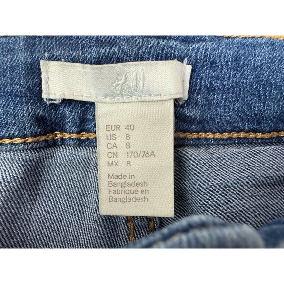 H&M Size 8 Womens Shorts Shortie Mid Rise Med Wash Stretch Cuff Hem Jean Denim - Picture 2 of 3